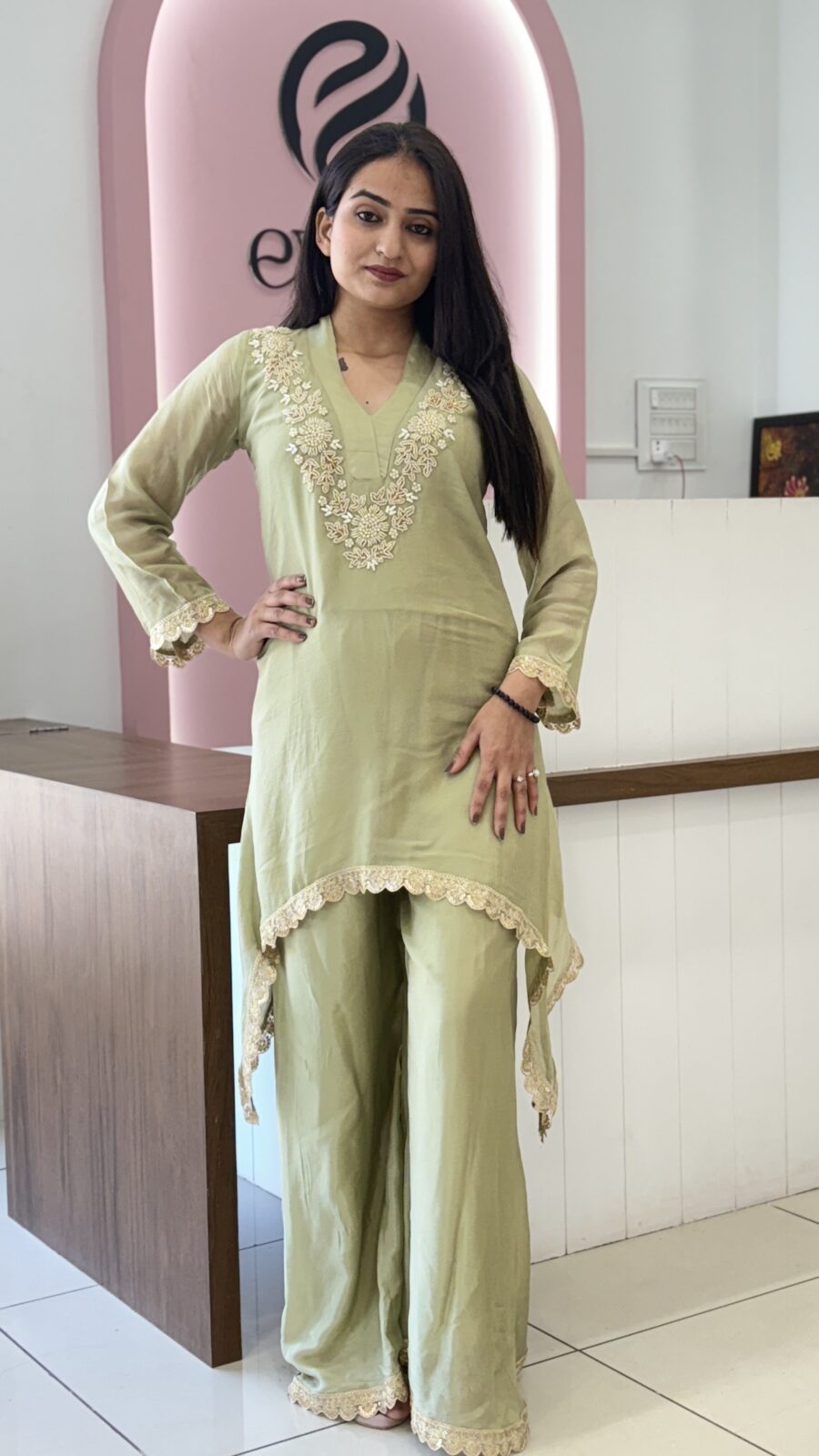 Designer 2-Piece Short Top With Plazo - Image 2
