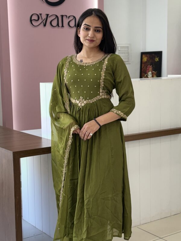 kurti set with embroidery work