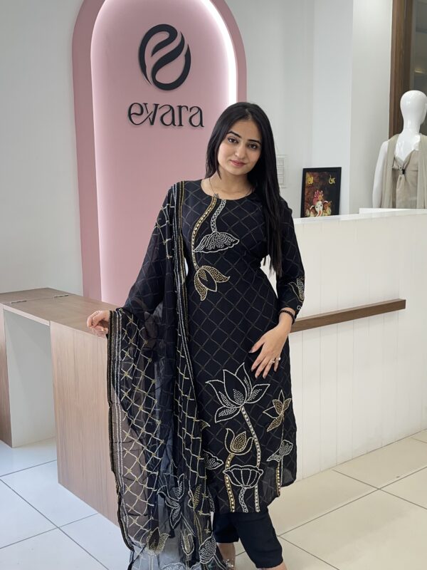 Bandhani Bloom 3-Piece Suit Set