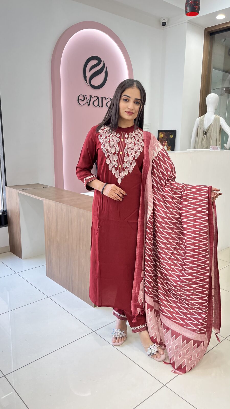 Cotton Leaf Embroidery 3-Piece Set - Image 2