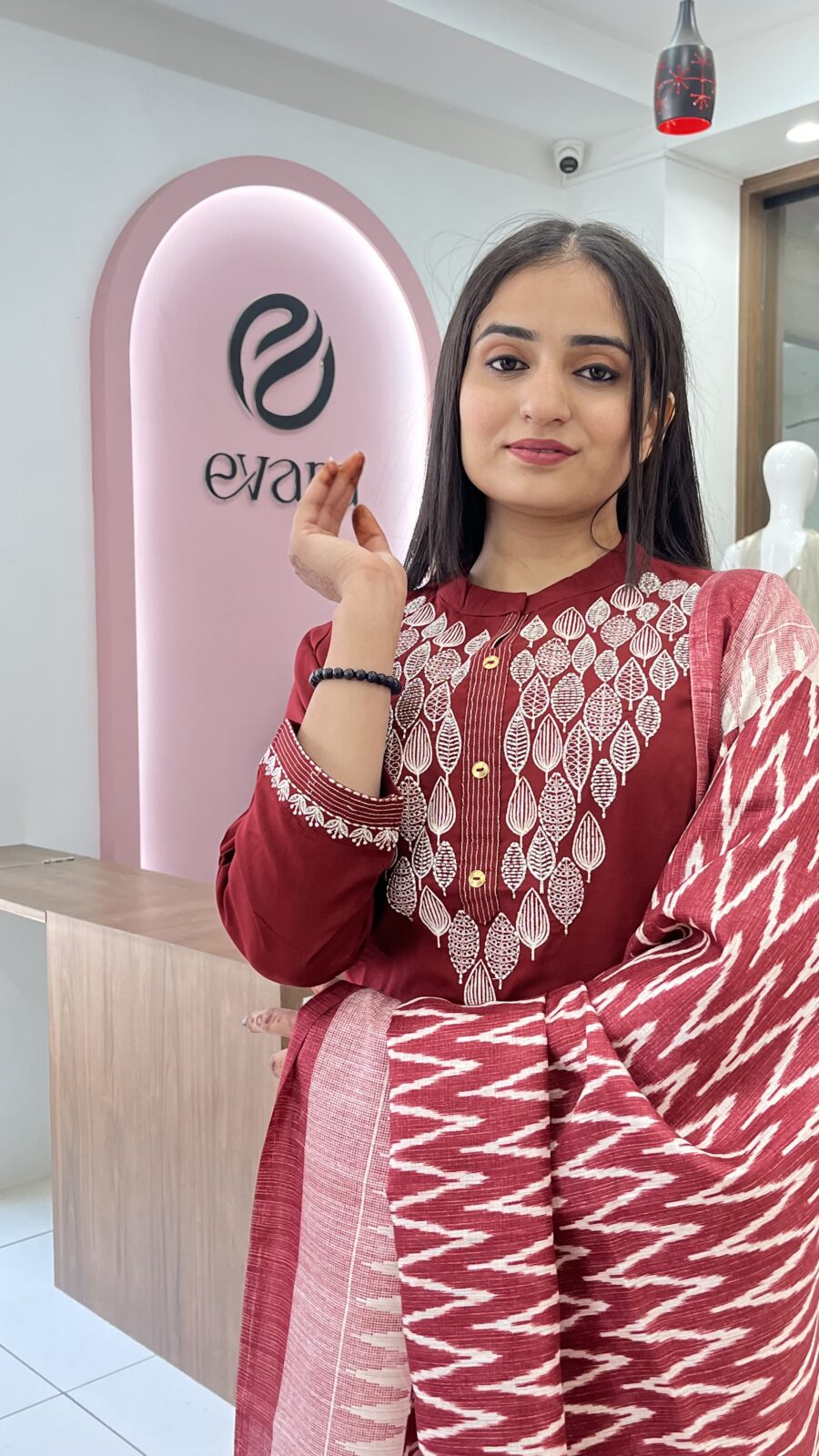 Cotton Leaf Embroidery 3-Piece Set - Image 3