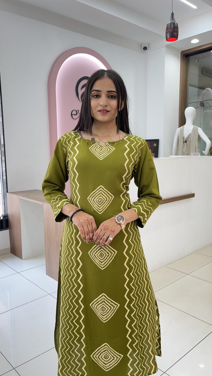 Cotton Handwork 3-Piece Set - Image 3