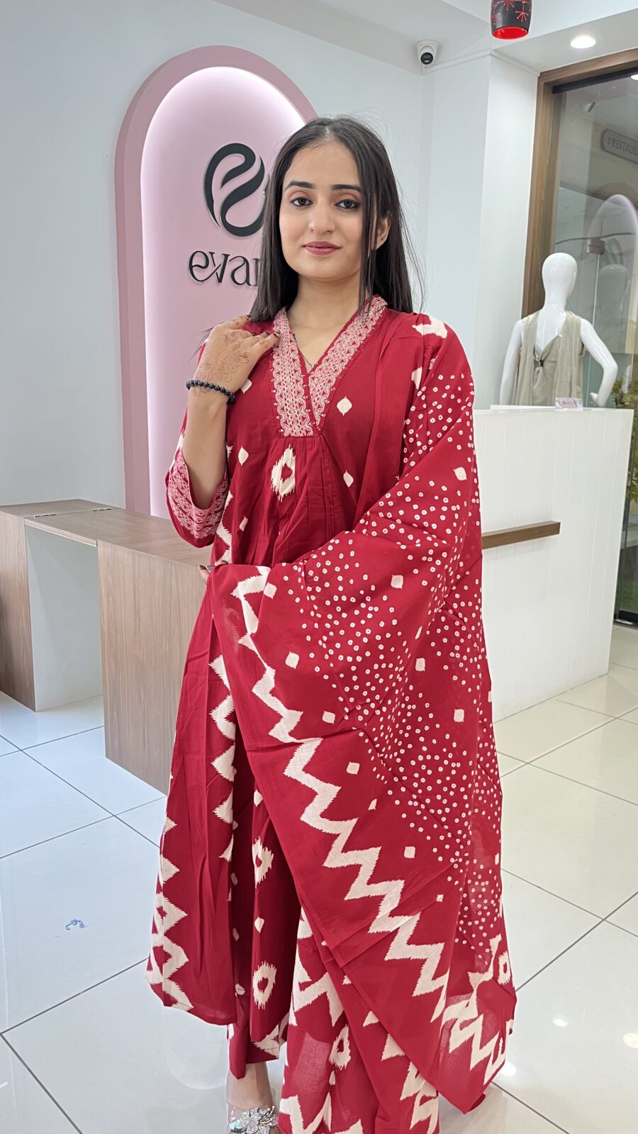Cotton Ekkat Handwork 3-Piece Set - Image 2