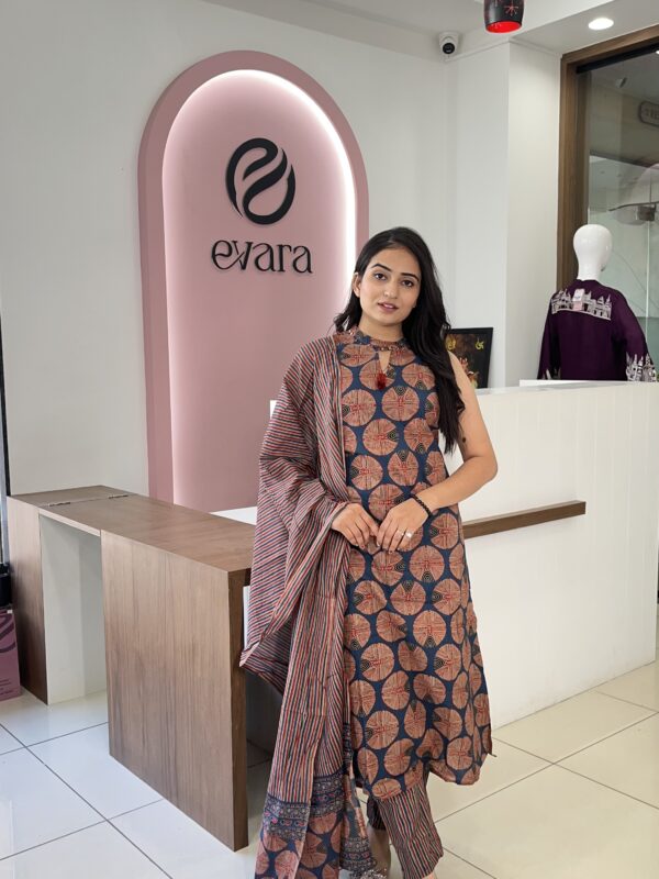 Timeless Dots – Jaipuri Cotton 3-Piece Set